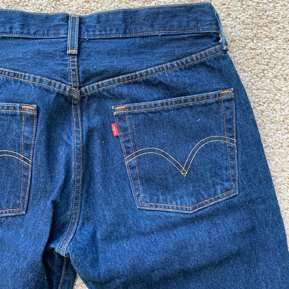 Levi’s - Picture 5 of 8